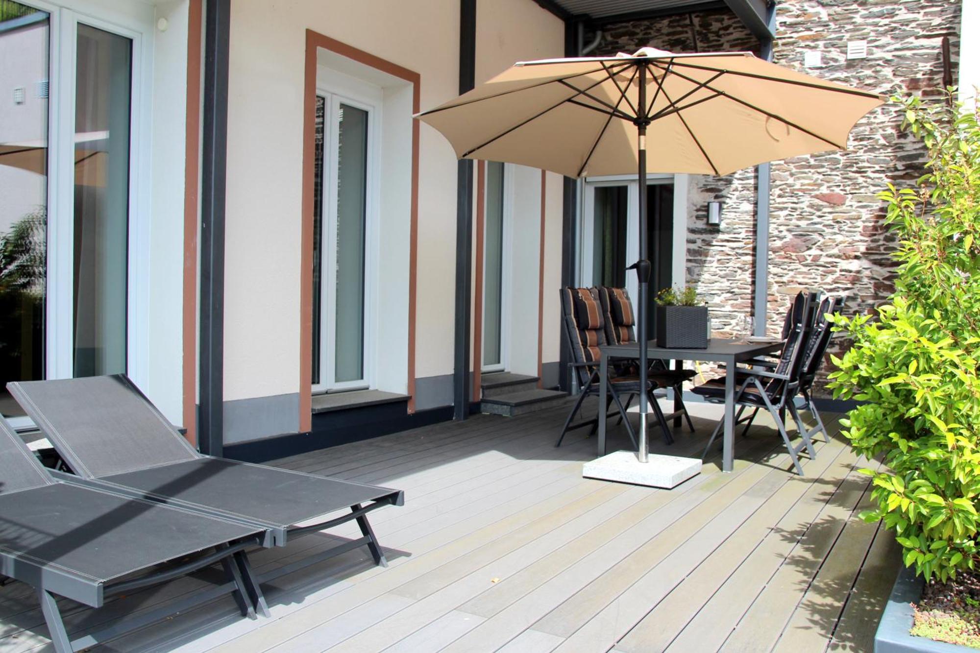 Moselromance - Luxusapartment - Grosse Terrasse - Ruhige Lage Traben-Trarbach Exteriör bild